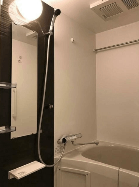 バス・シャワールーム　※別部屋参考写真