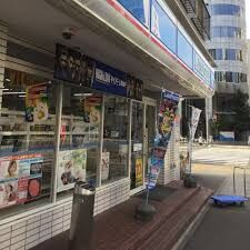 コンビニ　ローソン札幌大通西店（コンビニ）まで174m