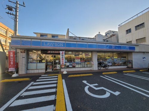 コンビニ　ローソン 尼崎南七松町一丁目店（コンビニ）まで311m