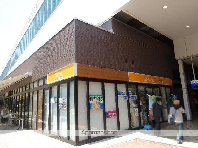 その他　ファミリーマートトモニー石神井公園駅西口店（その他）まで450m