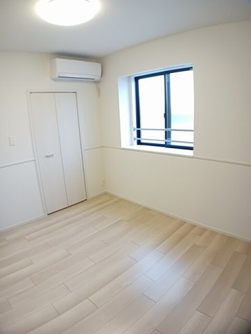 その他部屋・スペース　明るい色調の室内です
