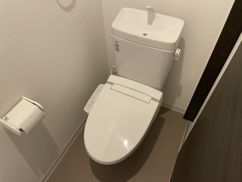 エステイトE東加古川のトイレ写真