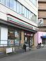 コンビニ　セブン-イレブン 阪急岡町駅前店（コンビニ）まで111m