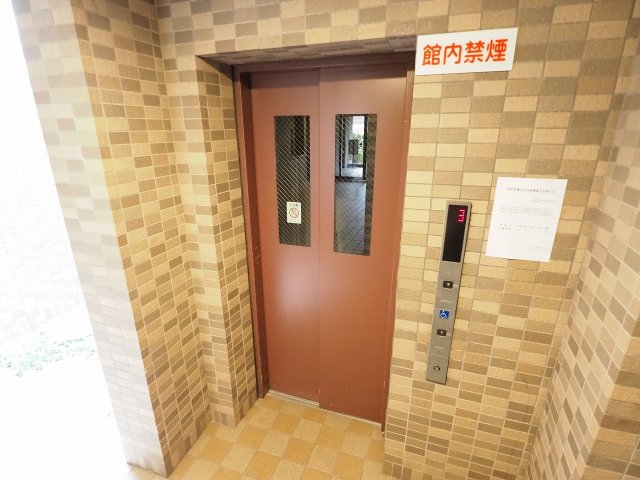 その他設備　エレベーターがあると荷物が多くても安心ですね
