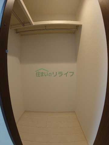 収納　レオーネ王子飛鳥山