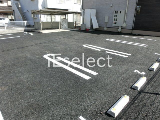 駐車場　敷地内駐車場