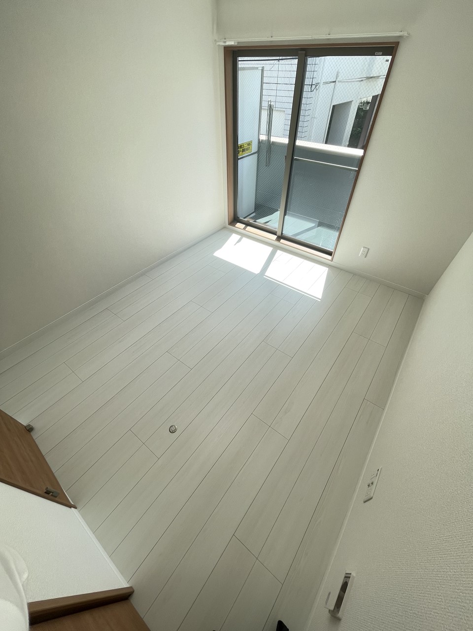 居室・リビング　※同物件、別部屋の写真です。