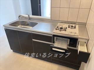 キッチン　２口ガスコンロ・グリル付きシステムキッチン