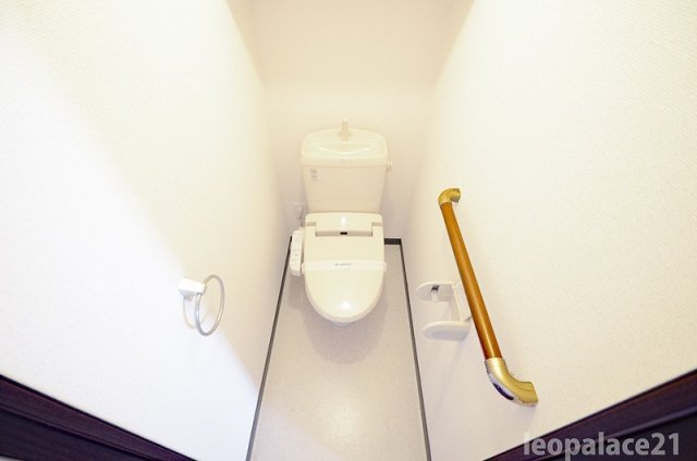 トイレ　備品や設備仕様は号室等により異なります現地をご確認ください。
