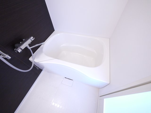 バス・シャワールーム　お風呂です