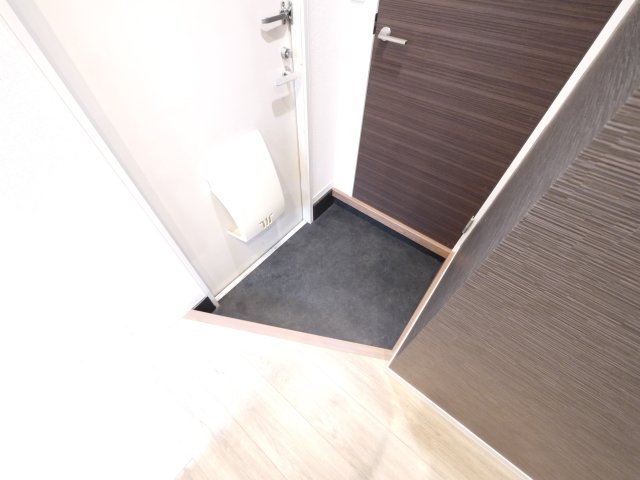 玄関　収納もある玄関です