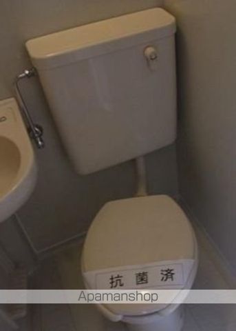 京王井の頭線 三鷹台駅 徒歩3分 2階建 築36年のトイレ写真