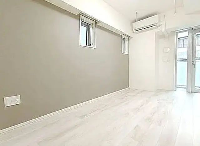 ライオンズ千代田岩本町ミレスーKDAの居間写真