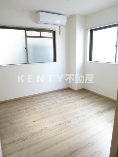 その他部屋・スペース　落ち着いて過ごせるお部屋なので、寝室にいかがでしょうか