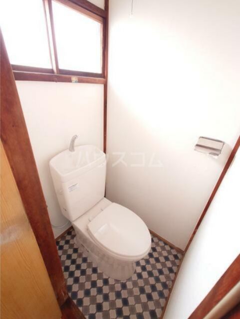 黒川アパートのトイレ写真