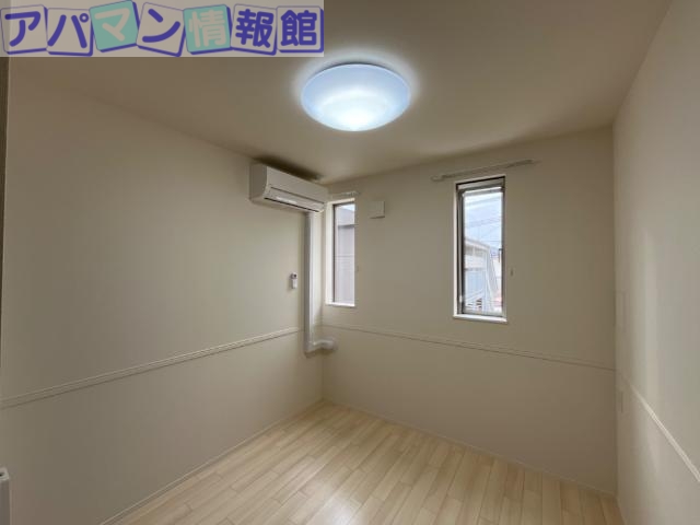 新潟市中央区鳥屋野新築アパートの内装写真