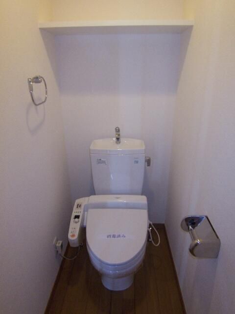 トイレ　清潔感のあるトイレです