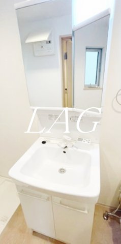 洗面設備　洗面台です。