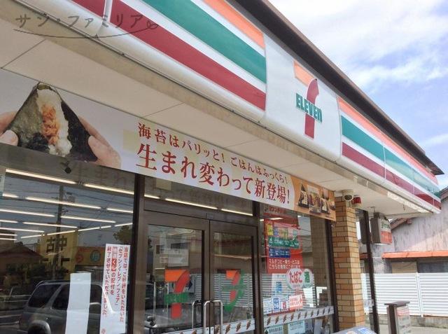 コンビニ　セブン-イレブン 豊橋二川南店（コンビニ）まで466m