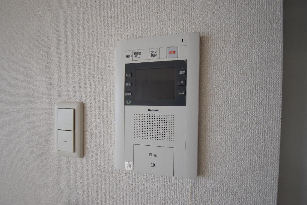セキュリティ　カメラ付インターホン