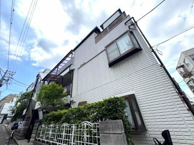 建物外観　■建物構造：軽量鉄骨造 ■築年月：1992年06月