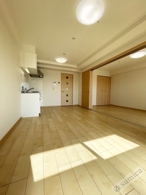 近鉄大阪線 高安駅 徒歩2分 6階建 築13年の居間写真
