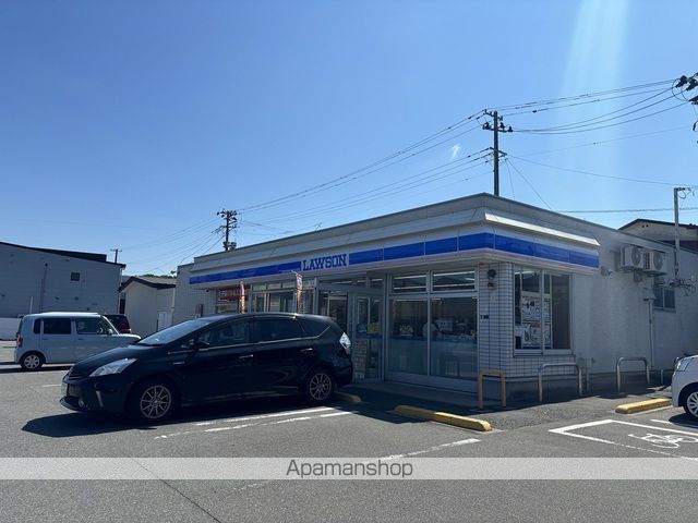 コンビニ　ローソン（コンビニ）まで328m