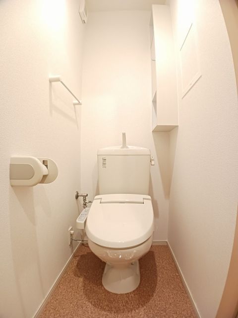 近鉄大阪線 弥刀駅 徒歩9分 2階建 築15年のトイレ写真