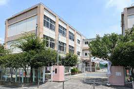 小学校　大田区立梅田小学校（小学校）まで764m