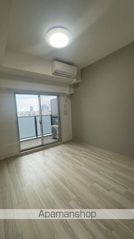 エステムコート名古屋グランツの居間写真