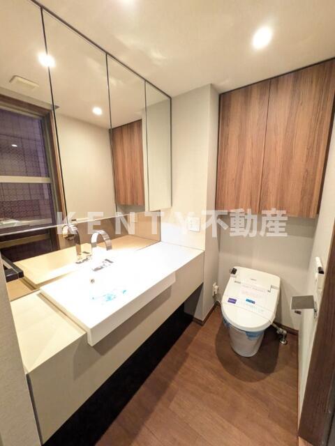 トイレ　トイレもきれいです