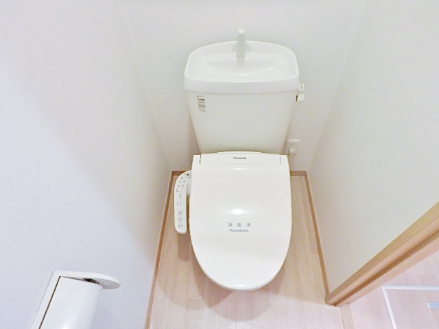 トイレ　別部屋参考写真です