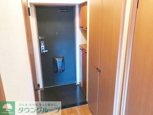 玄関　お問合せはタウンハウジングまで！※現地待合わせ相談可能