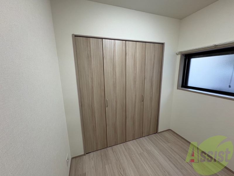 収納　こちらのクローゼットは洋室にございました。