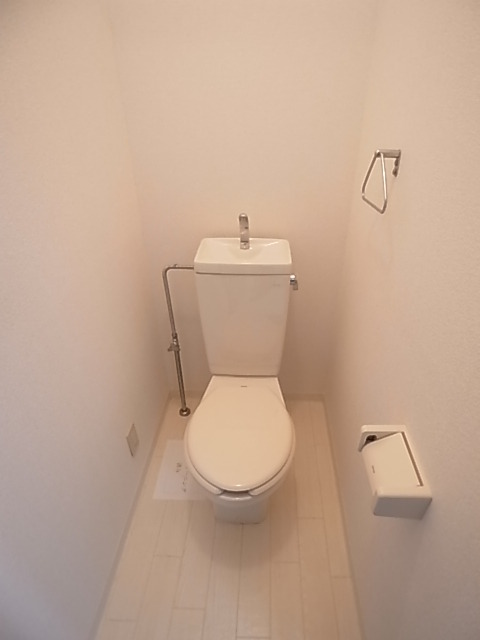 スズキハウスのトイレ写真