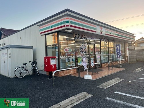 コンビニ　セブンイレブン 小牧桜井店（コンビニ）まで333m