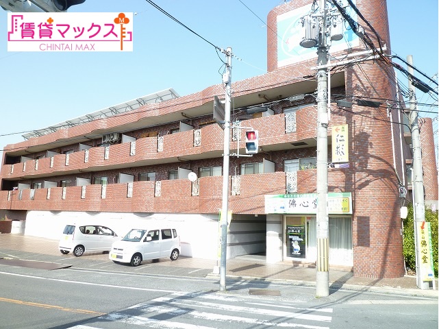 大和高田市大字築山のマンションの建物外観