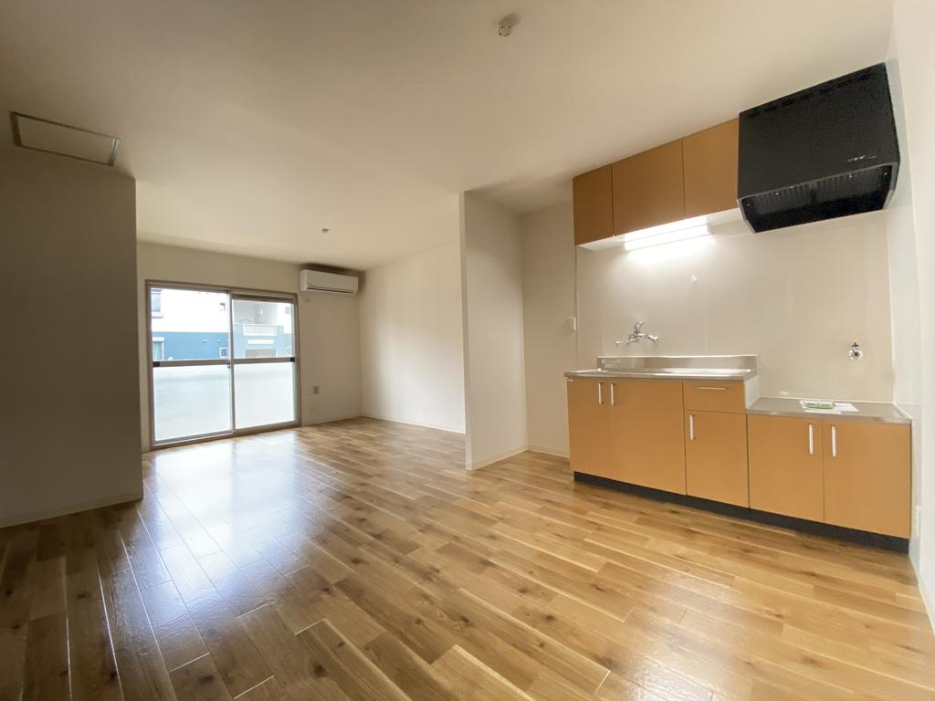 キッチン　エアコン2台付きです