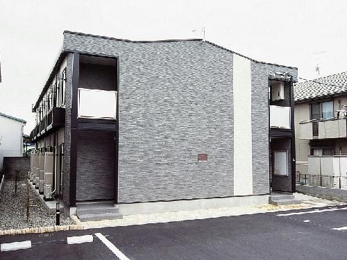 静岡市清水区横砂中町のアパートの建物外観