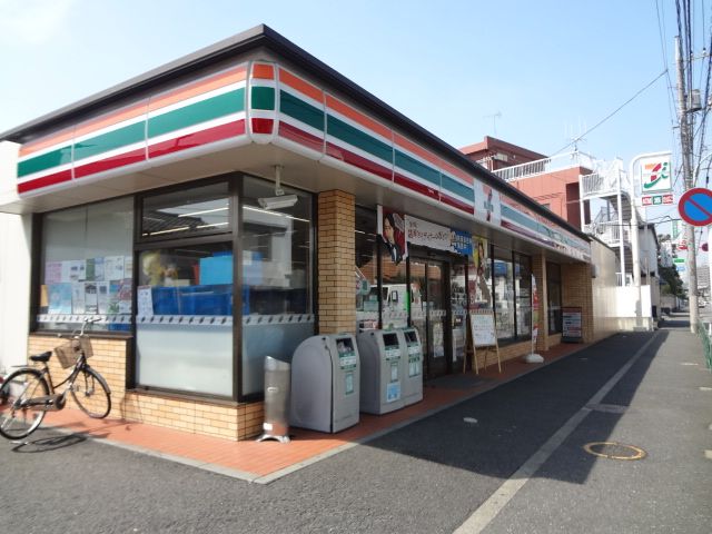 【吉田コーポのコンビニ】