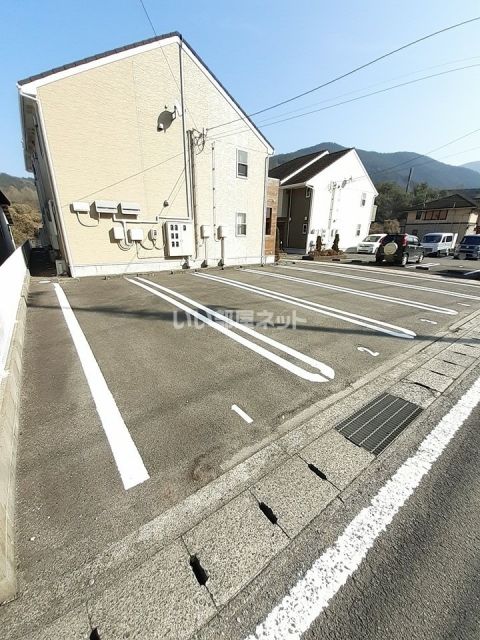 【プレミアムＡの駐車場】