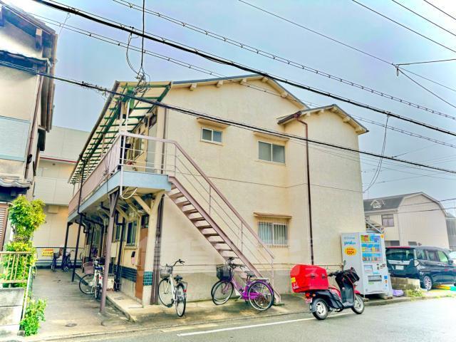 楠町共同住宅の建物外観