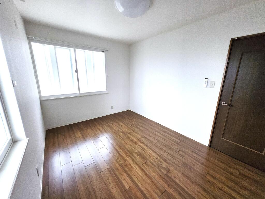 その他部屋・スペース　奥の個室　6帖