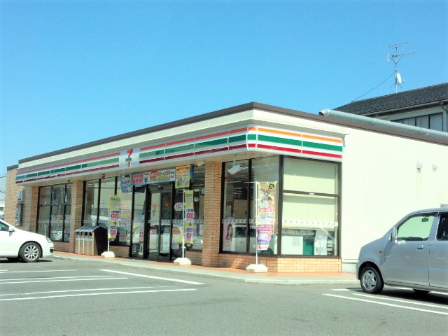 コンビニ　セブニレブン姥ケ山店（コンビニ）まで150m