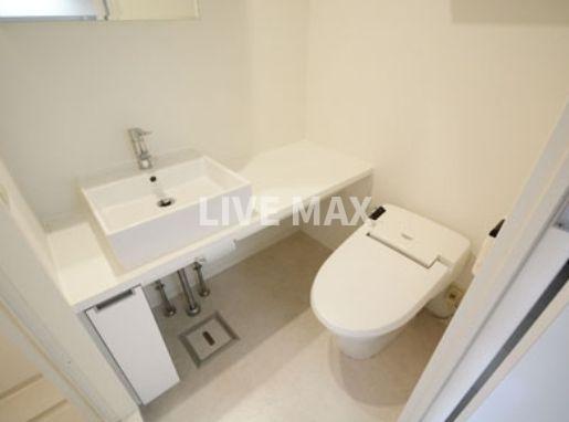 トイレ　別号室参考写真