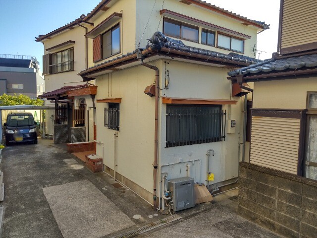 静かな住宅地にある一戸建て・車1台OK　～from 弥生町～の建物外観