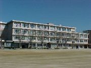 中学校　浜松市立与進中学校（中学校）まで1109m