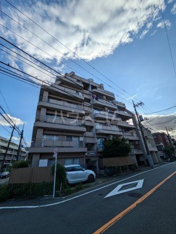 三田桜台第二コーポの建物外観