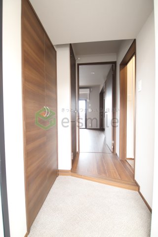 玄関　シンプルで使いやすい玄関です