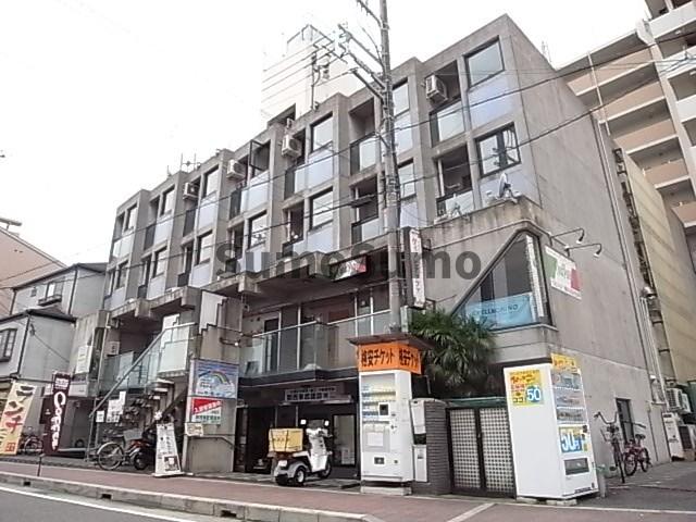 建物外観　外はこのようになっています